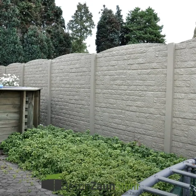Betonzaun Rom · Bogen