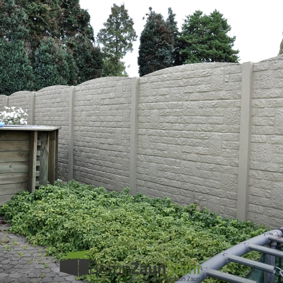 Betonzaun Rom · Bogen